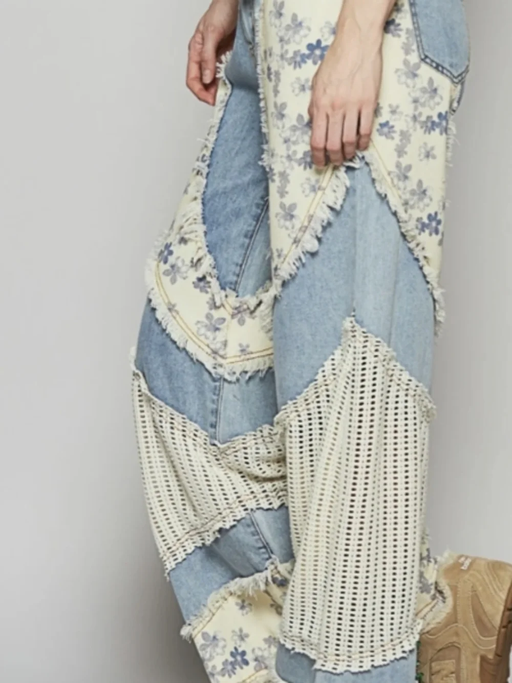 BIG DISCOUNT Women's Light Blue Patchwork Jeans Floral Crochet Contrasts - Picture 5 of 5